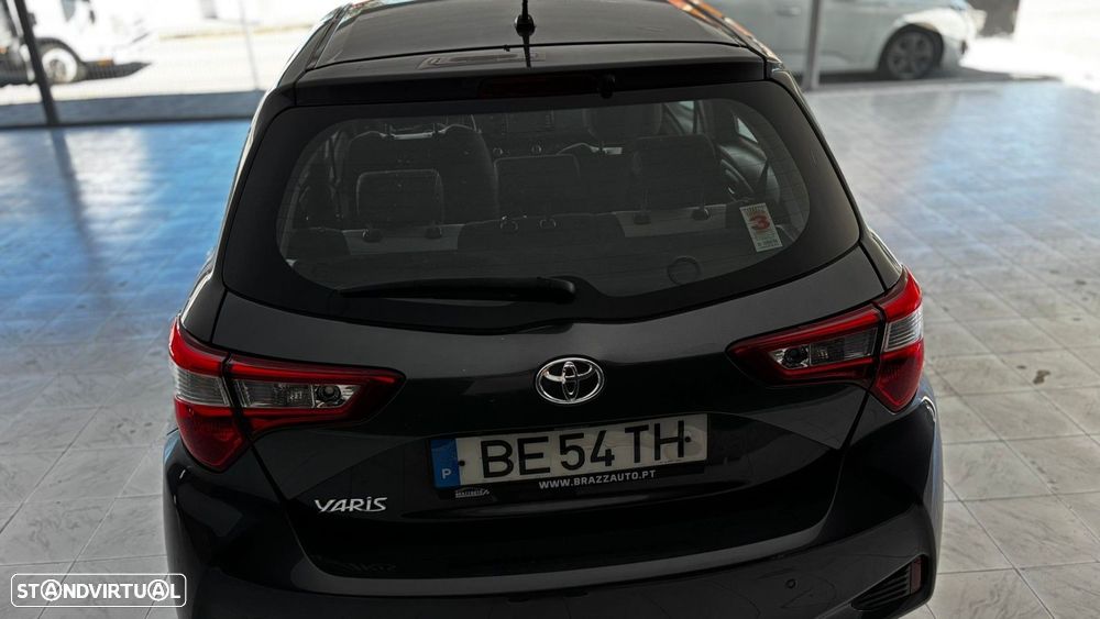 Toyota Yaris 1.0 VVT-i - 3