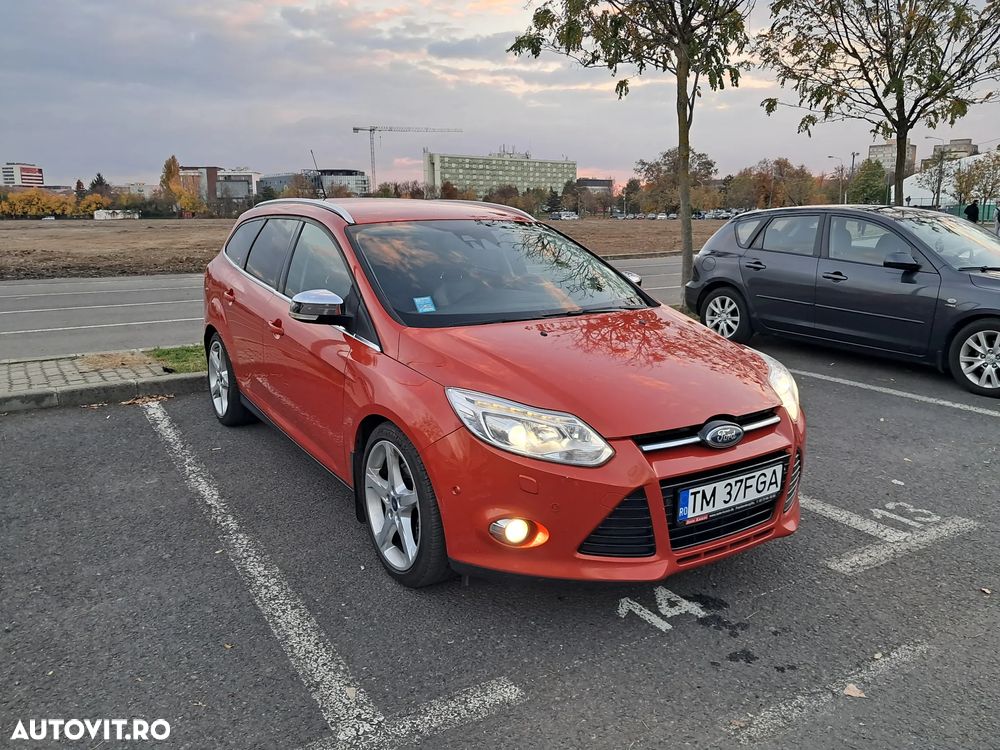 Ford Focus ver-1-6-ecoboost-start--stopp--system-champions-edition - 12