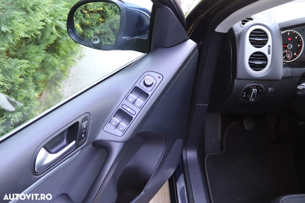 Volkswagen Tiguan 2.0 TDI 4Motion Sport & Style - 11