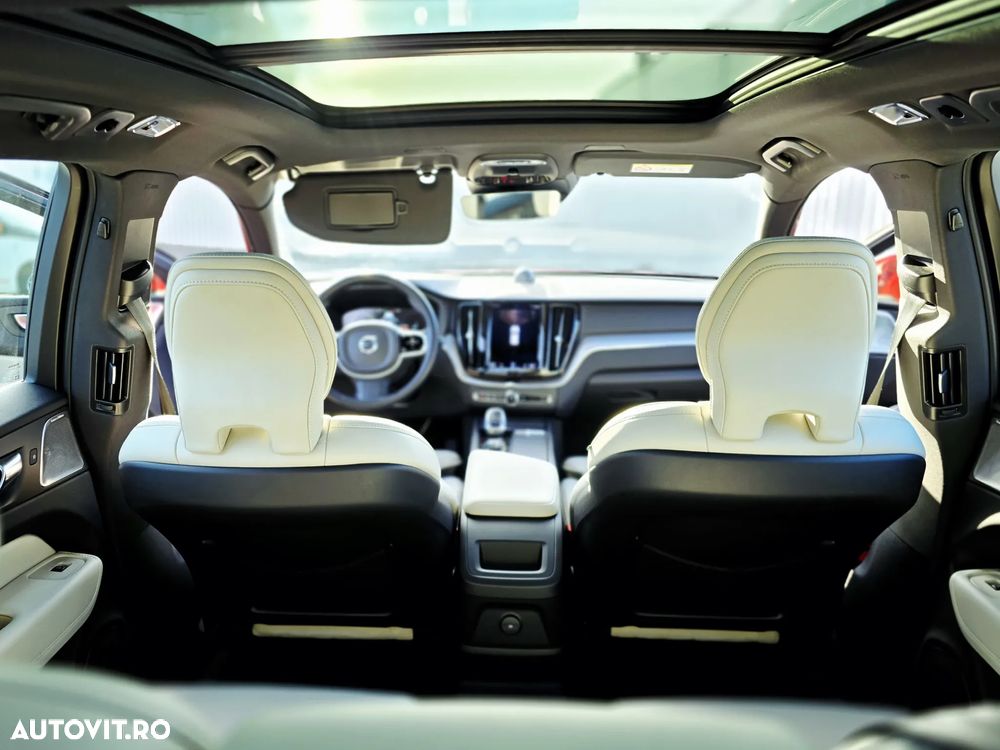 Volvo XC 60 T6 AWD Recharge Geartronic Inscription - 30