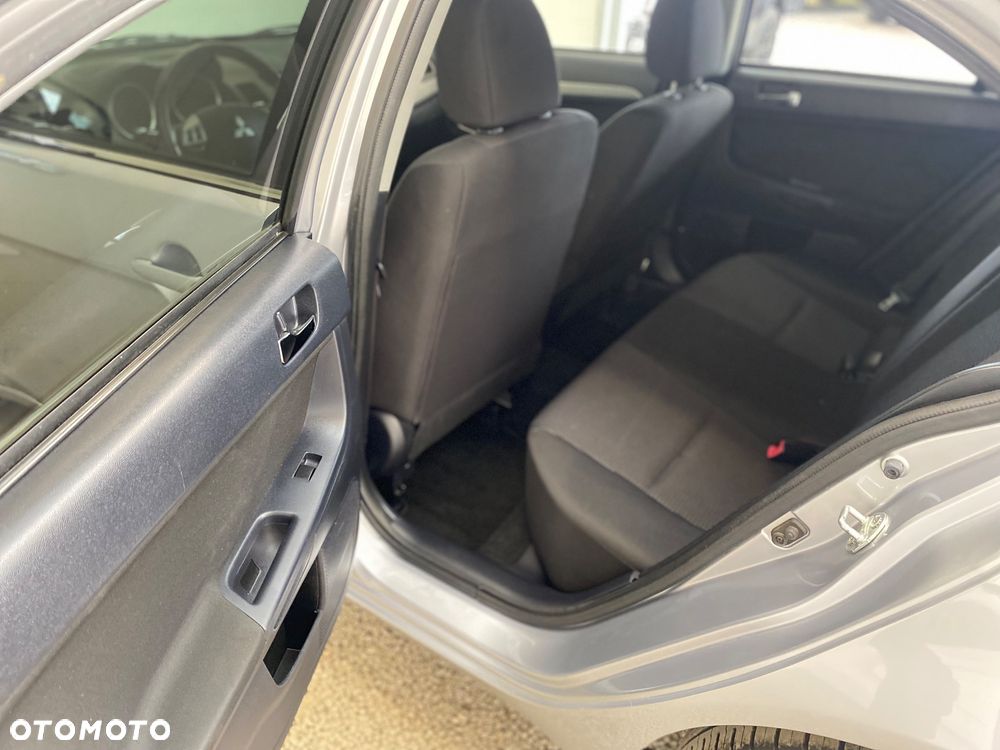Mitsubishi Lancer 1.6 ClearTec - 15