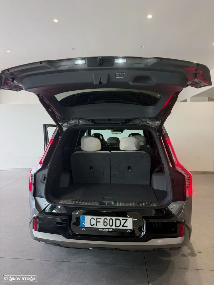 Kia EV9 98.8 kWh GT-Line AWD - 16