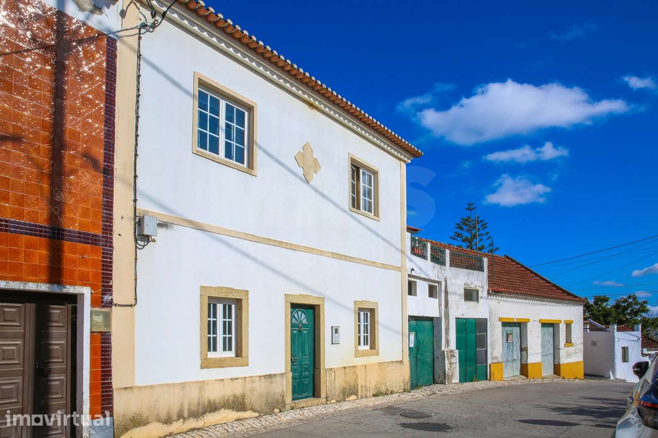 Moradia T4 com 247 m², 2 Garagens e Terreno | Canados, Alenquer - Grande imagem: 2/35