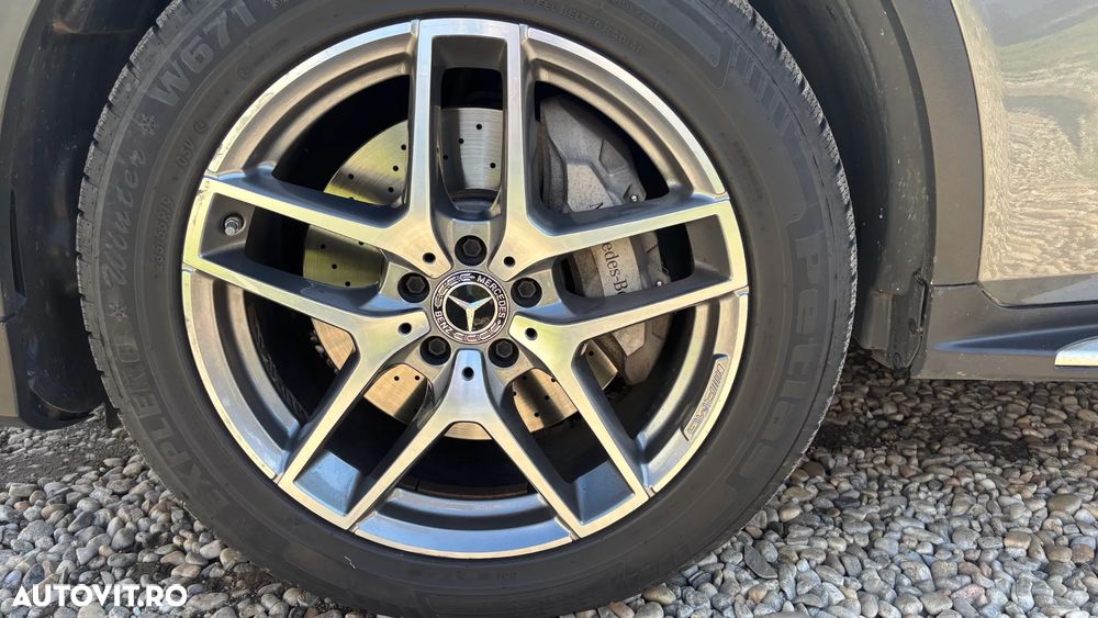 Mercedes-Benz GLC - 19