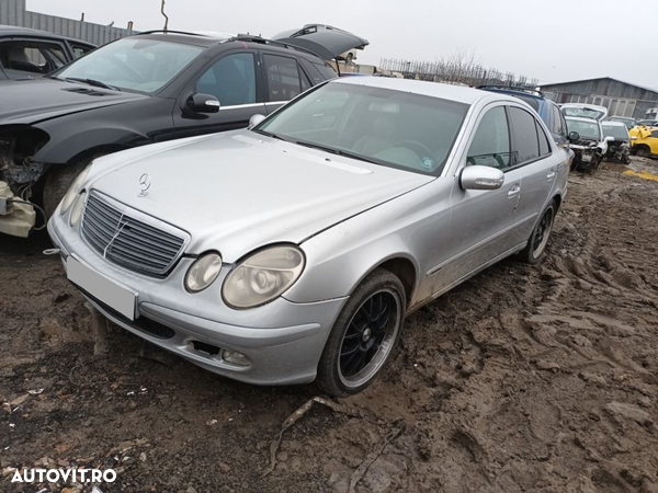 Dezmembrari  Mercedes-Benz E-CLASS (W211)  2002  > 2009 E 220 CDI (21
