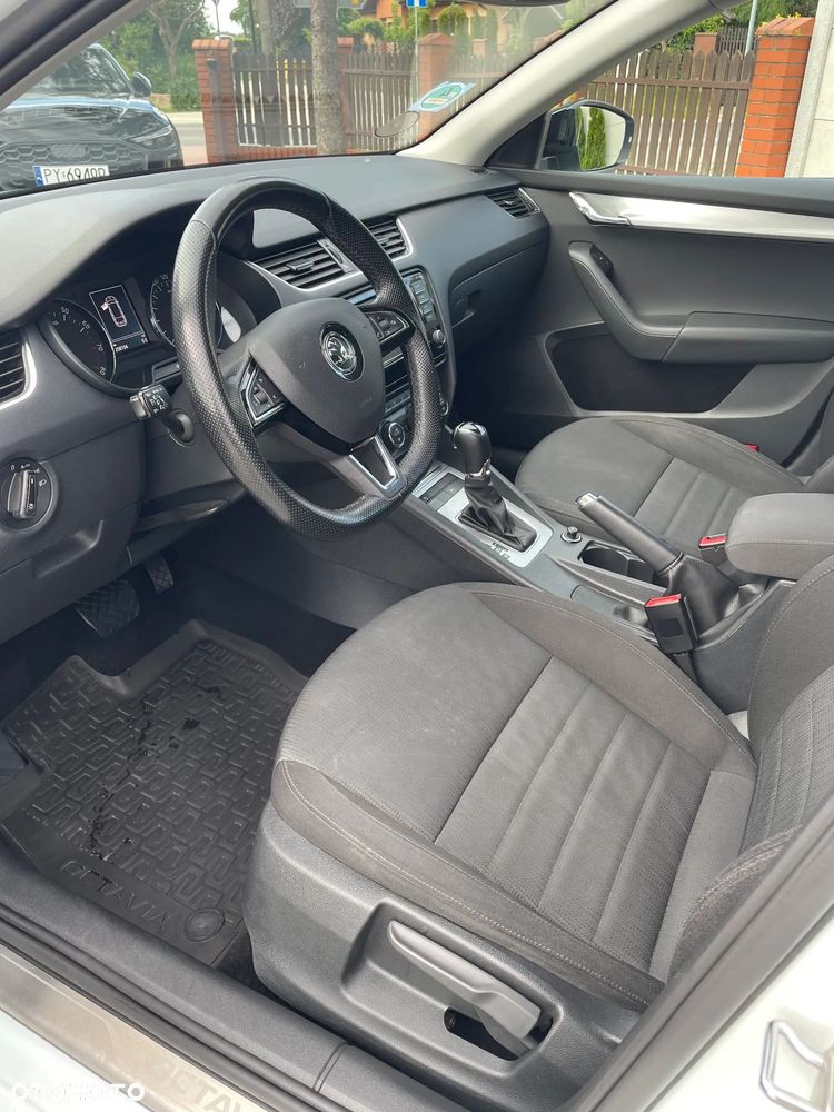 Skoda Octavia 1.8 TSI Elegance DSG - 11