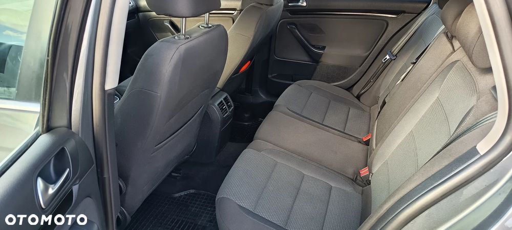 Volkswagen Golf 1.6 TDI Comfortline - 7