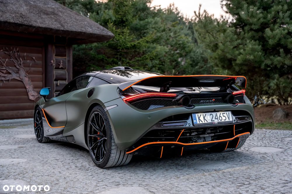 McLaren 720S Coupe - 9