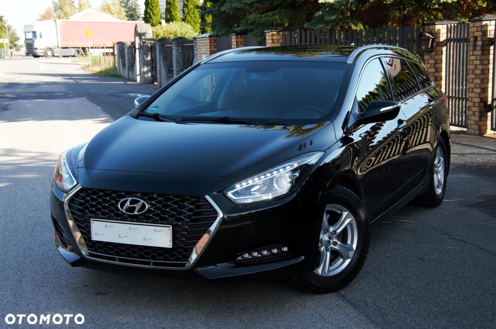 Hyundai i40 Kombi blue 1.6 CRDi DCT Space Plus - 27