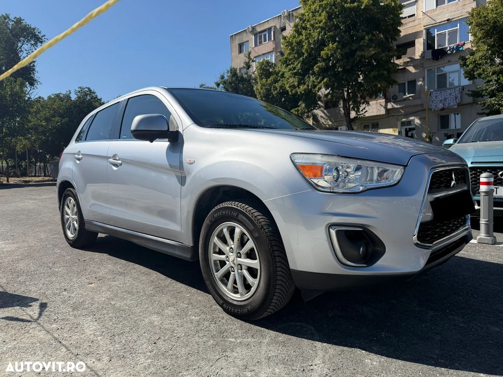 Mitsubishi ASX - 8