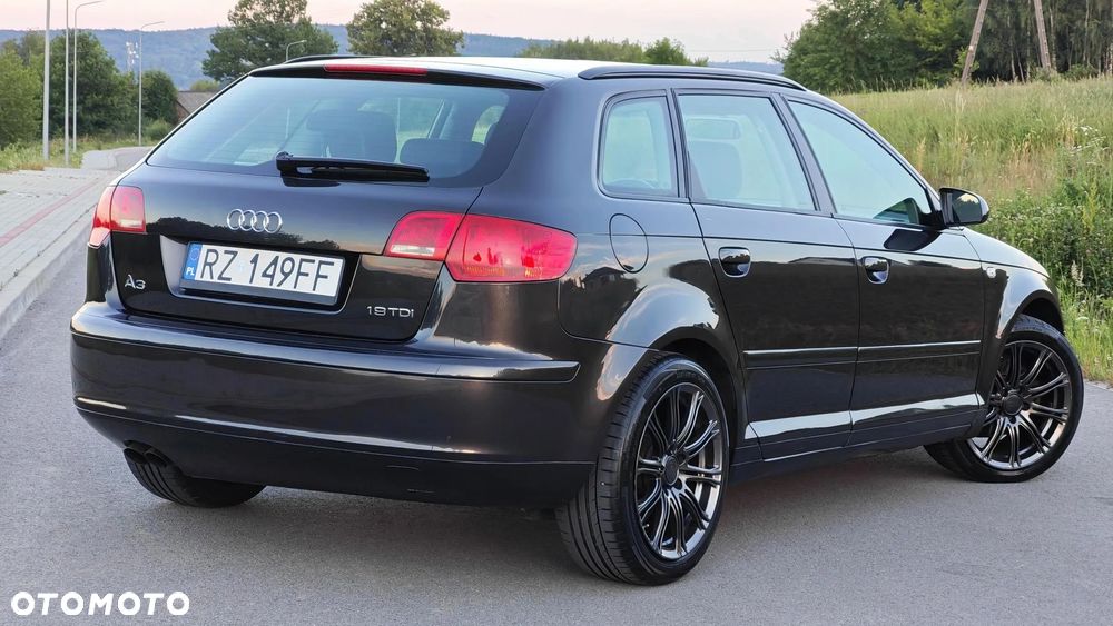 Audi A3 Sportback 1.9 TDI Ambiente - 6