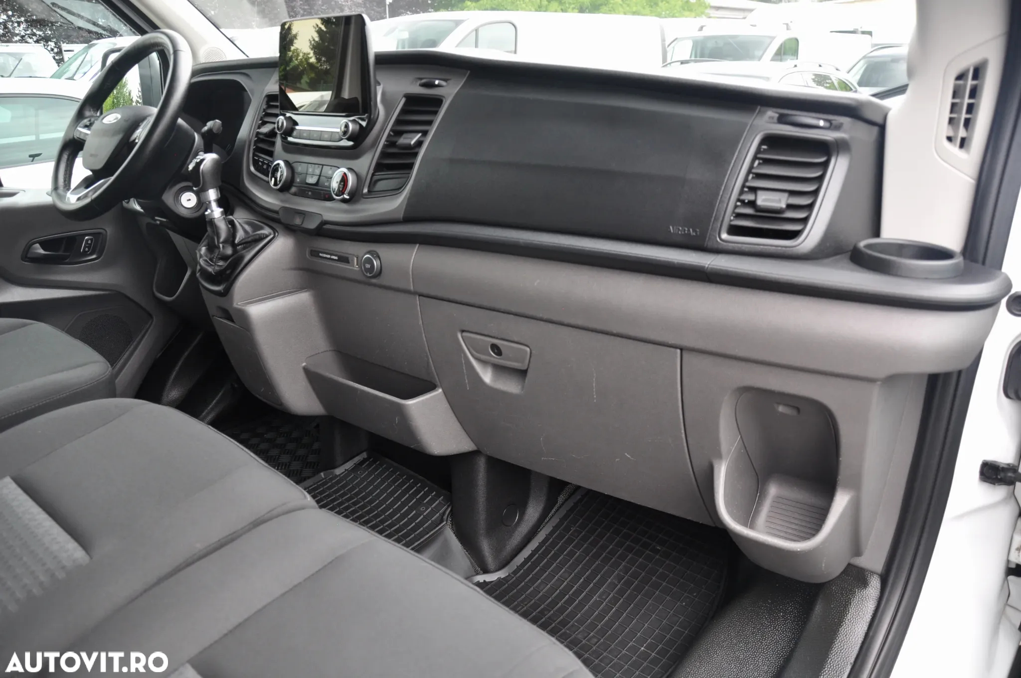 Ford Transit L3H2 Van 4x4 - 13