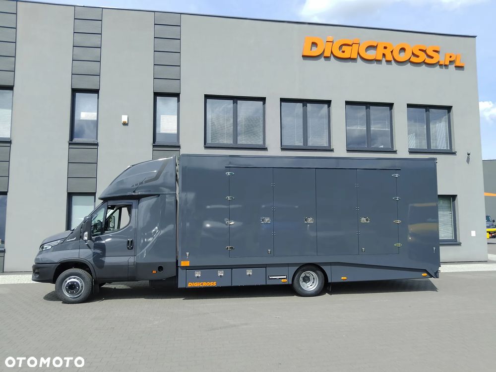 Iveco 70C21A8P DiGiCROSS - 15