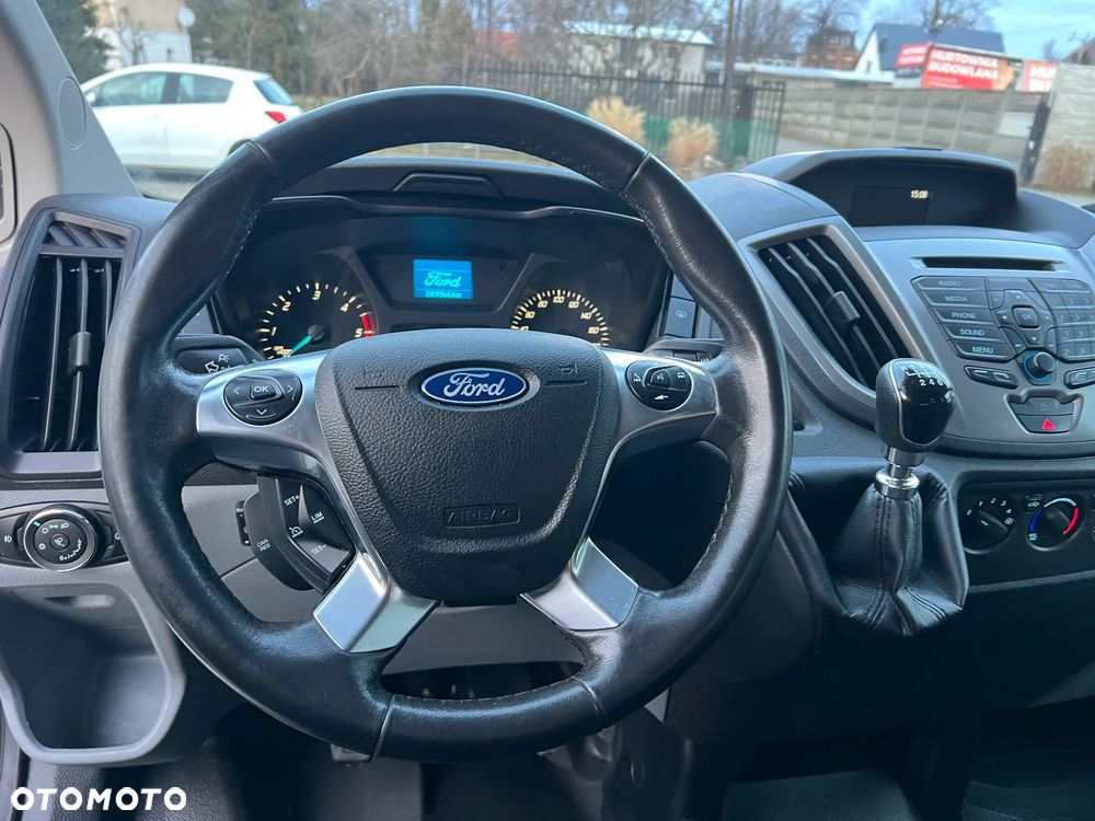 Ford Transit - 11