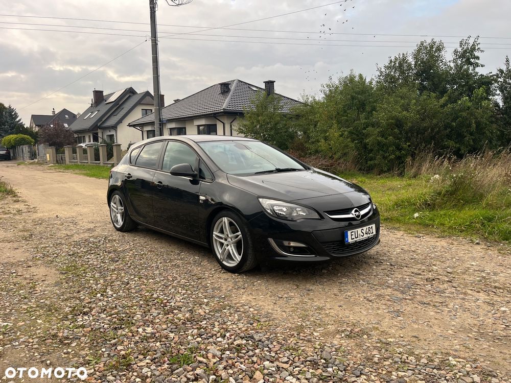 Opel Astra 1.6 Turbo 150 Jahre - 29