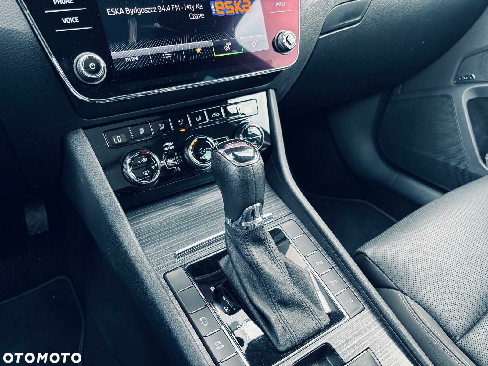 Skoda Superb 2.0 TDI SCR Style DSG - 32