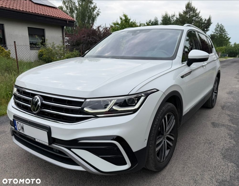 Volkswagen Tiguan Allspace 2.0 TSI 4Mot Elegance DSG - 4