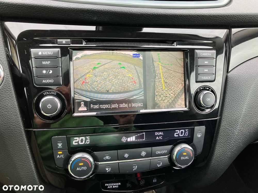 Nissan Qashqai 1.3 DIG-T N-CONNECTA - 9