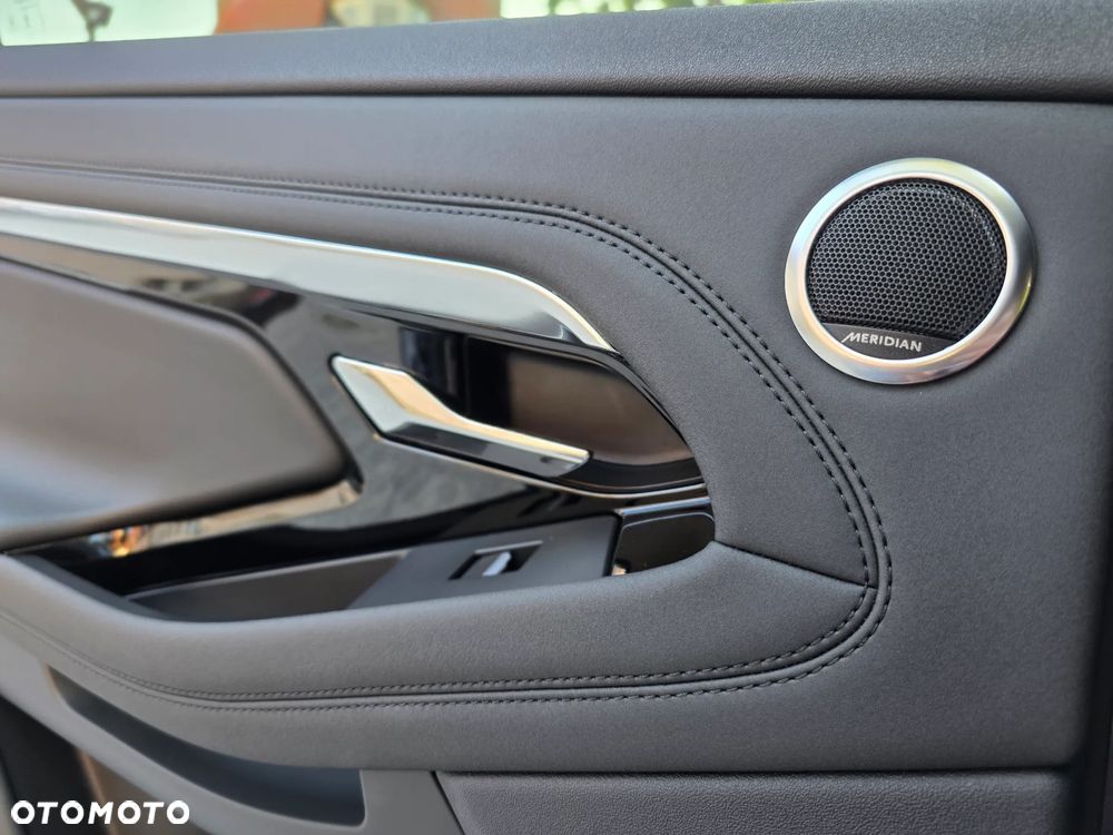 Land Rover Range Rover Evoque - 12