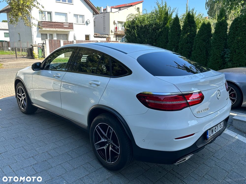 Mercedes-Benz GLC Coupe 250 4-Matic - 5