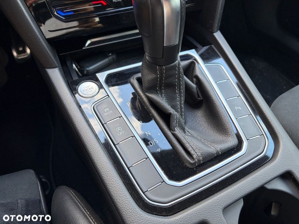 Volkswagen Arteon Shooting Brake 2.0 TDI SCR DSG R-Line - 28
