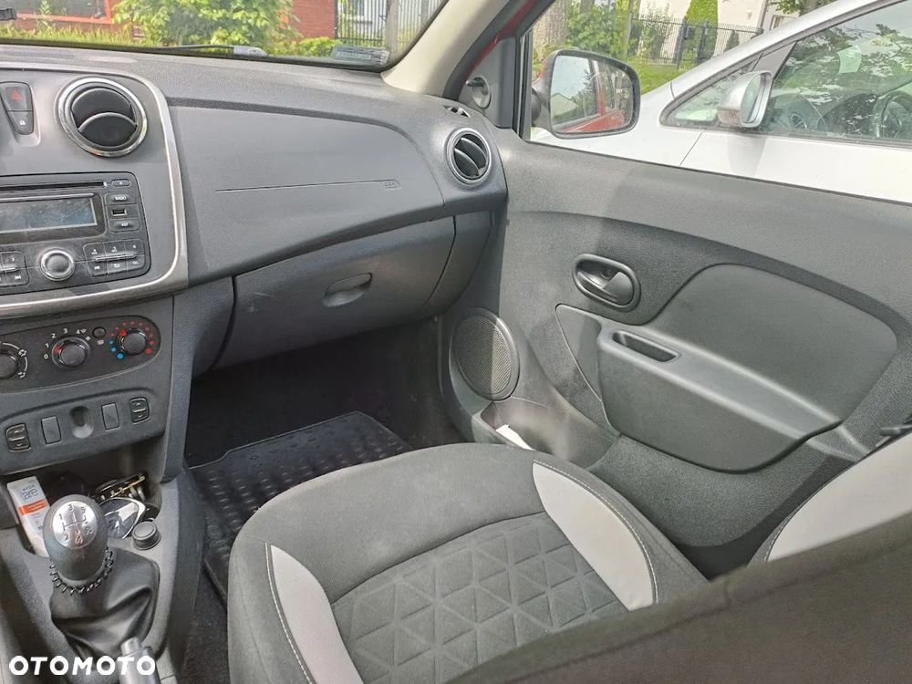 Dacia Sandero - 17