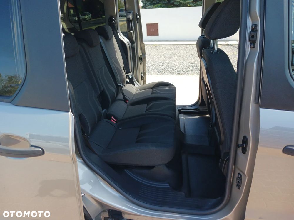 Ford Transit Connect 220 L1 Trend - 13