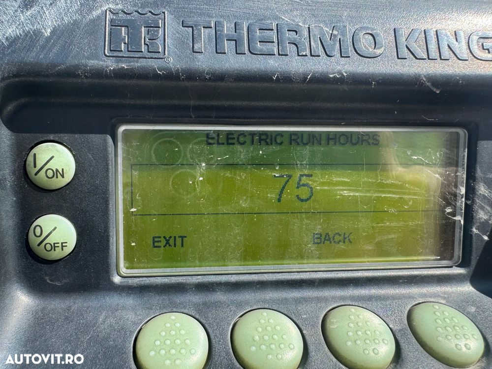 Schmitz Cargobull SKO Multitemp - 11