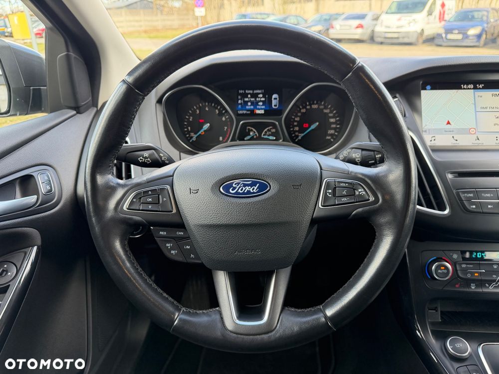 Ford Focus 1.0 EcoBoost Titanium - 21