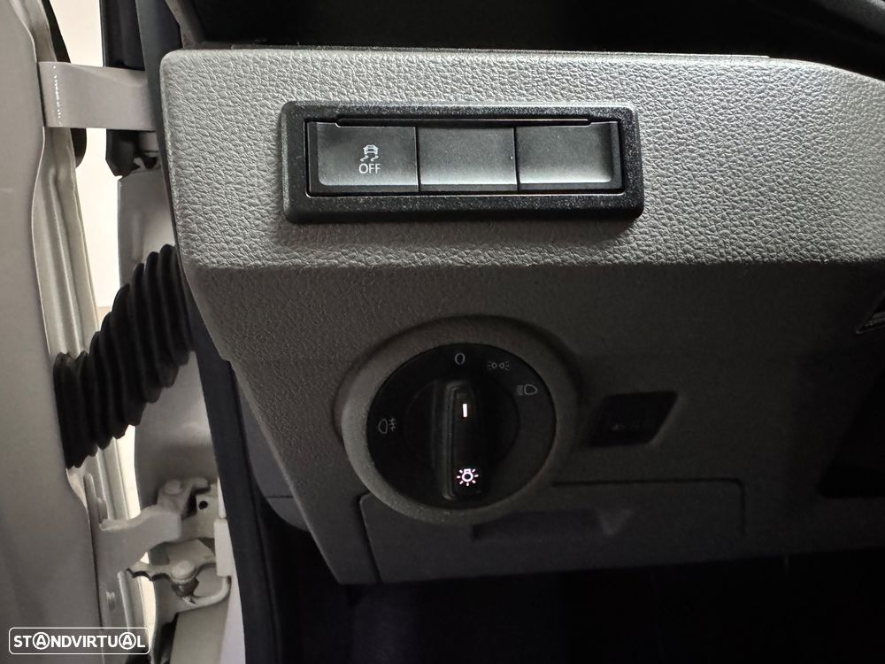 VW TRANSPORTER 2.0TDI C/IVA BUSINESS A/C OCASIÃO - 38