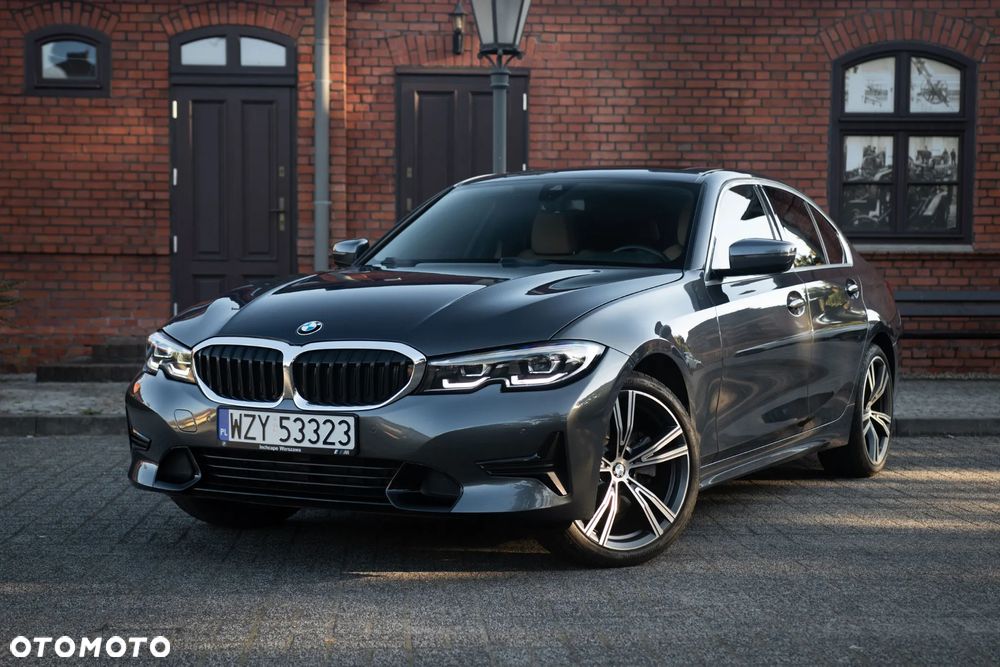 BMW Seria 3 330i xDrive Sport Line - 1