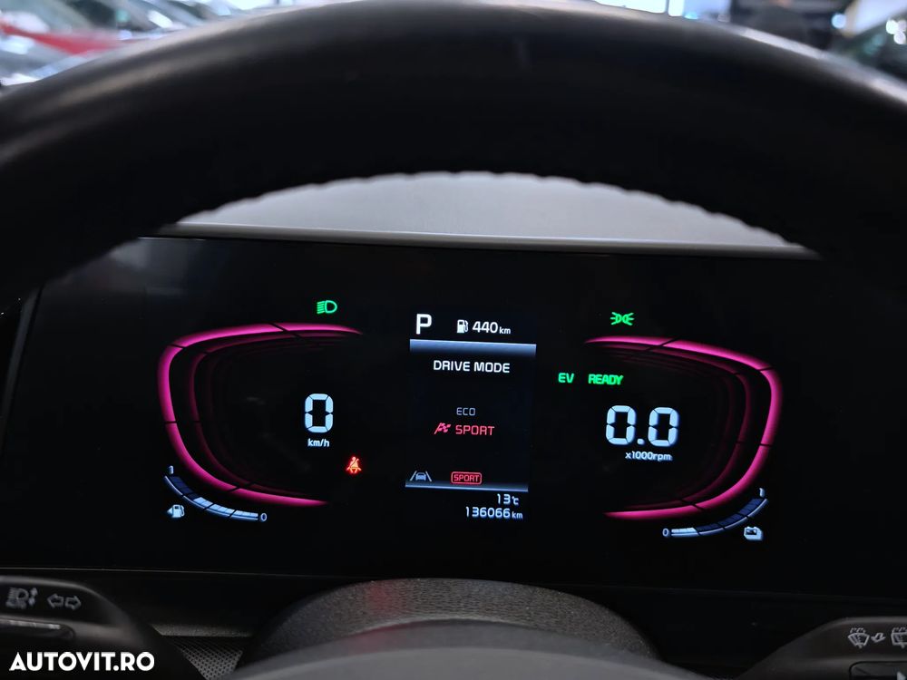 Kia Sportage 1.6 T-GDI HEV 6AT 4x2 Style - 15