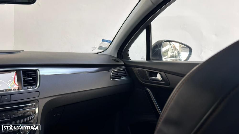 Peugeot 508 RXH 2.0 HDi Hybrid4 Limited Edition 2-Tronic - 27