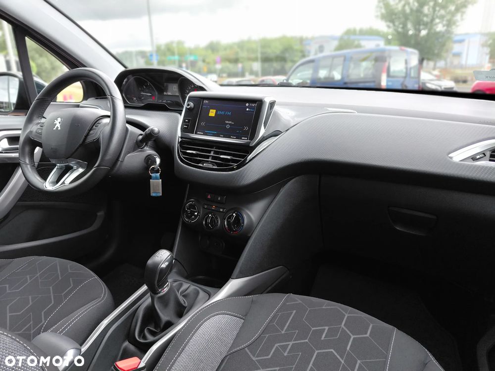 Peugeot 2008 1.2 Pure Tech Access - 11