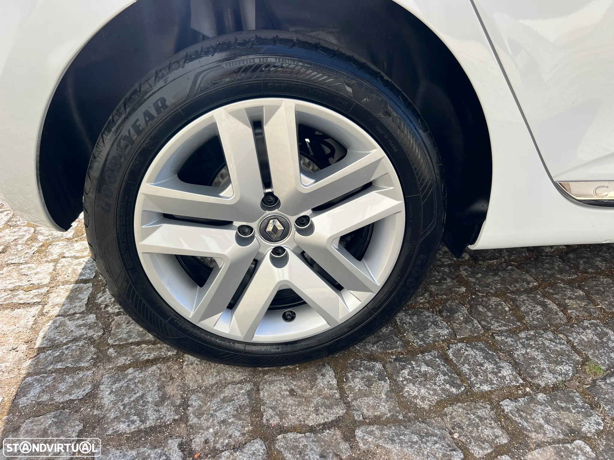 Renault Clio 1.0 TCe Intens - 21