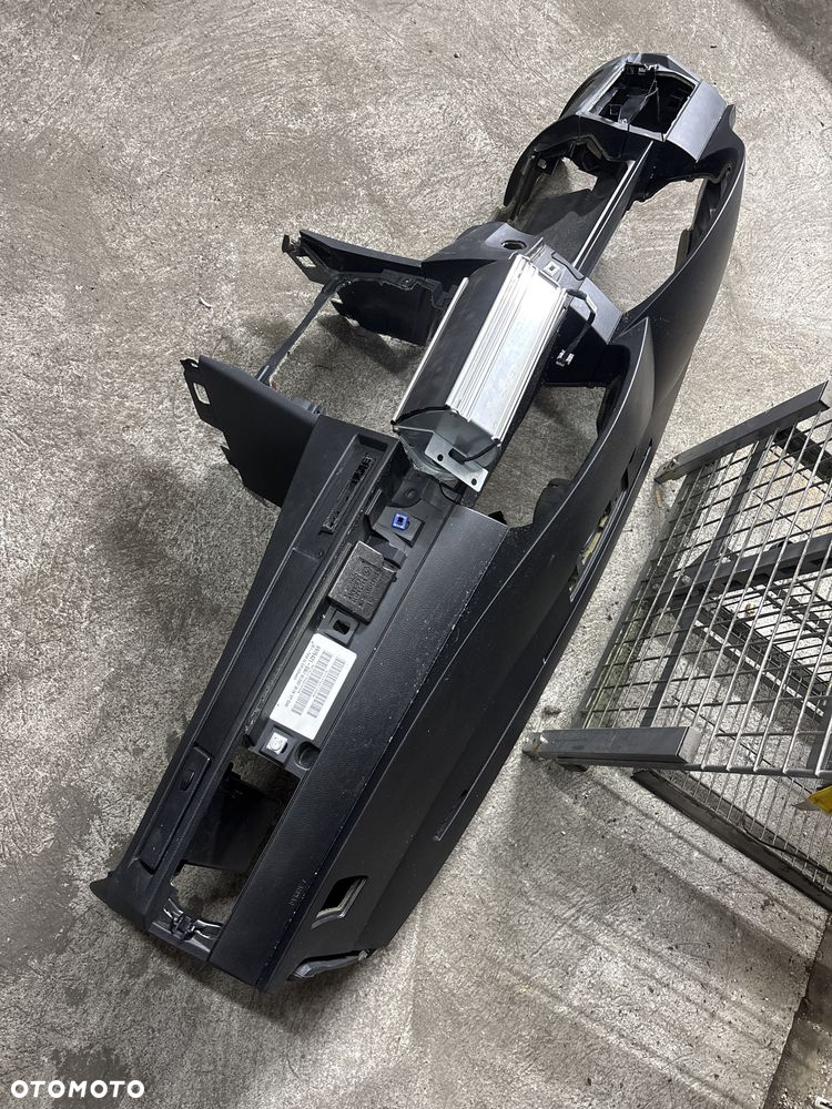 Deska konsola bmw e60 e61 EU czarna start stop poduszka air bag - 2