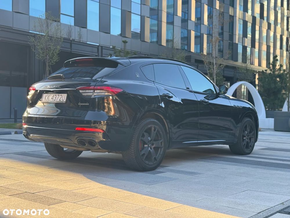 Maserati Levante Q4 GranSport - 6