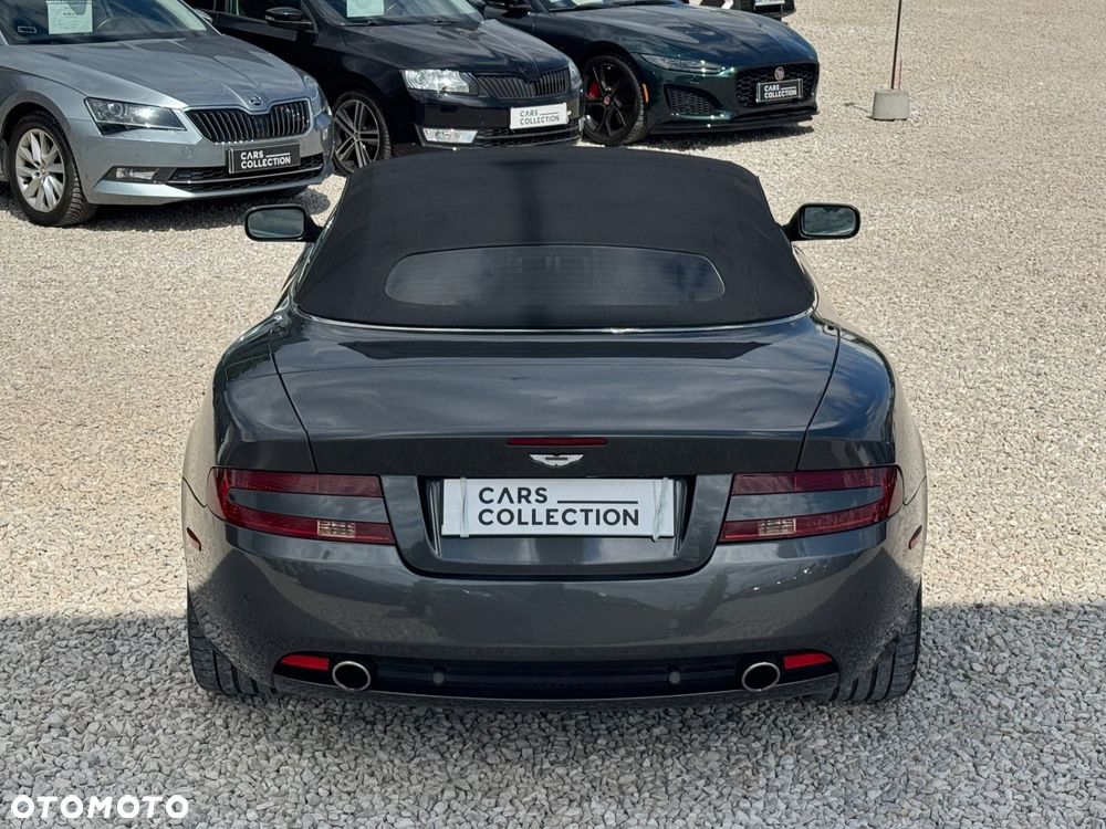 Aston Martin DB9 - 5