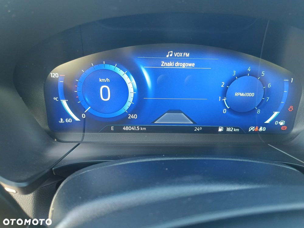 Ford Kuga - 17