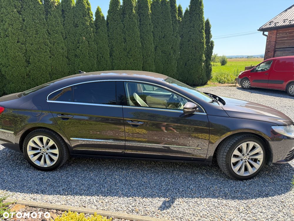 Volkswagen Passat - 3