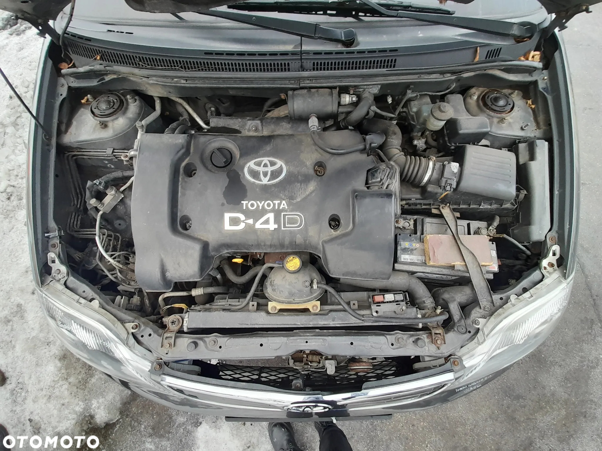 SILNIK 2.0 D-4D 90KM 66kW SŁUPEK 1CD-FTV TOYOTA COROLLA E12 - 3