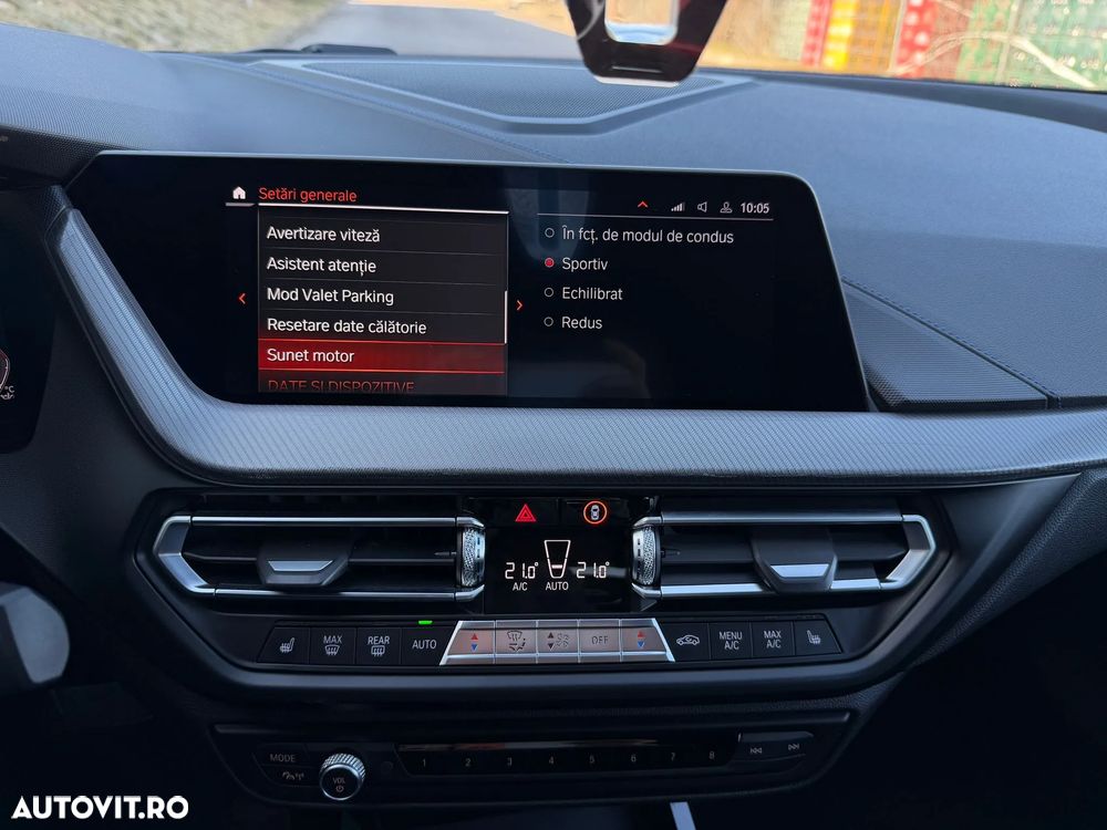 BMW M1 M135i xDrive AT - 37