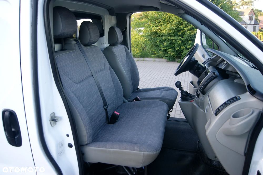 Renault TRAFIC - 29