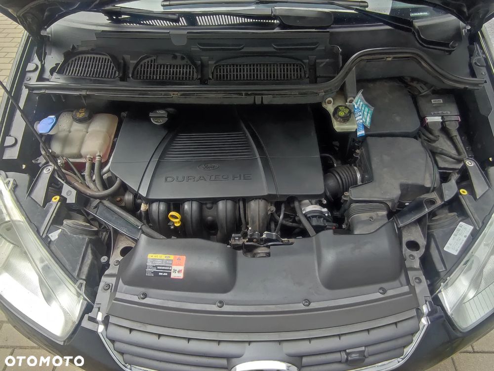 Ford C-MAX 1.8 Ghia - 26