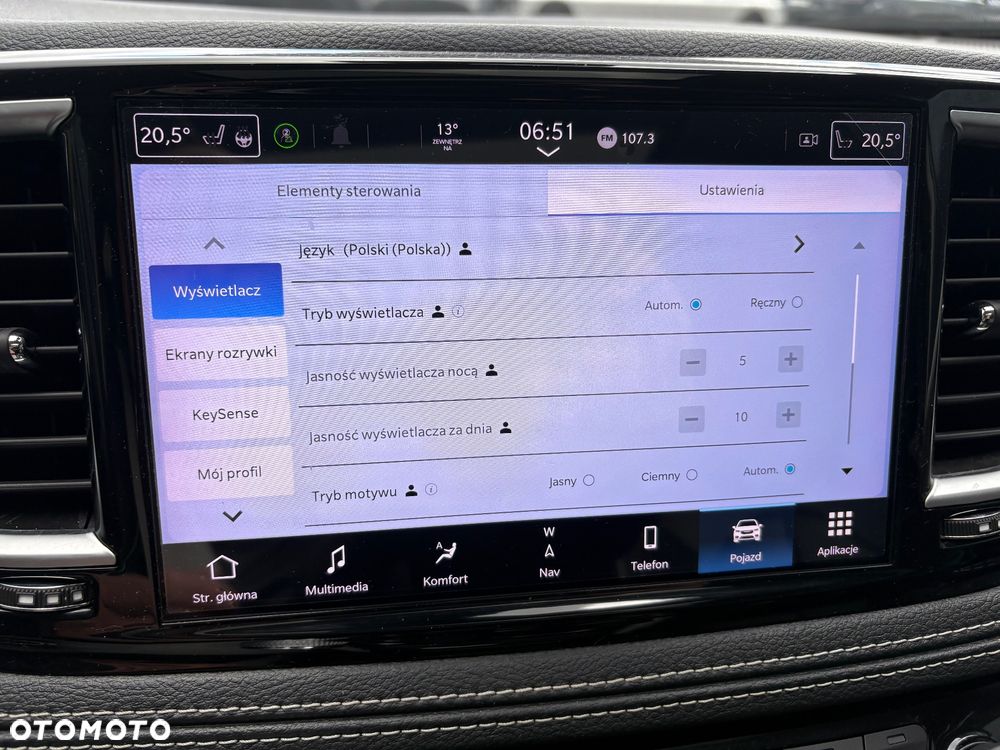 Chrysler Pacifica - 28