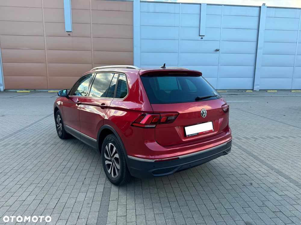 Volkswagen Tiguan - 5