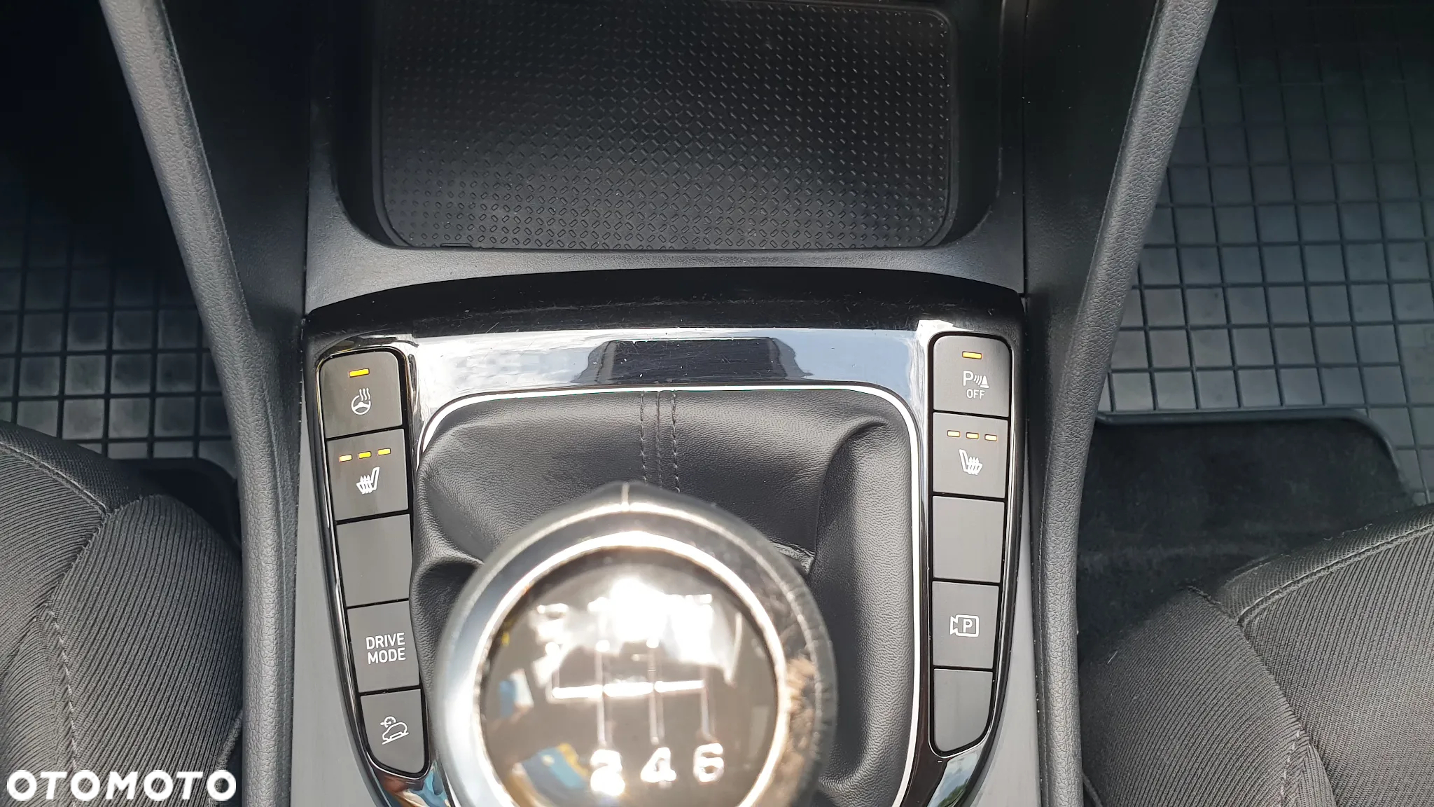 Hyundai Tucson 1.6 T-GDi Smart 2WD - 27