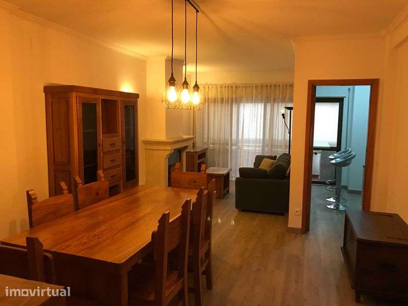 Apartamento T1 mobilado e equipado na Rua Daniel Rodrigues (Malheiros) - Grande imagem: 4/11