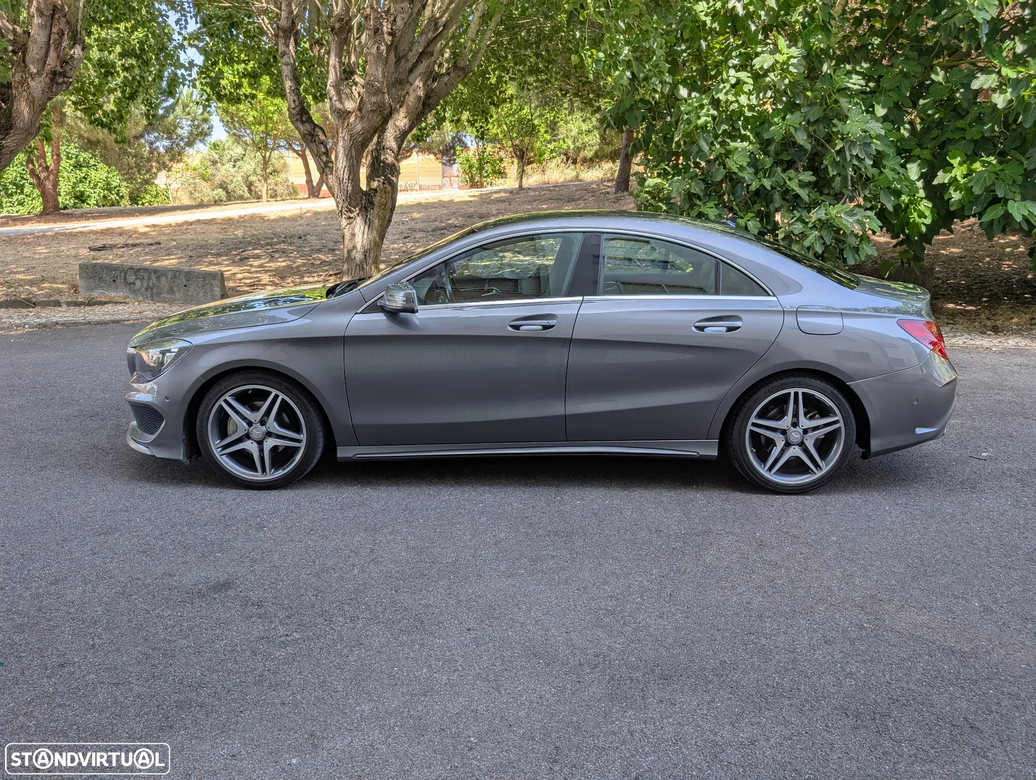 Mercedes-Benz CLA 180 CDi AMG Line - 3