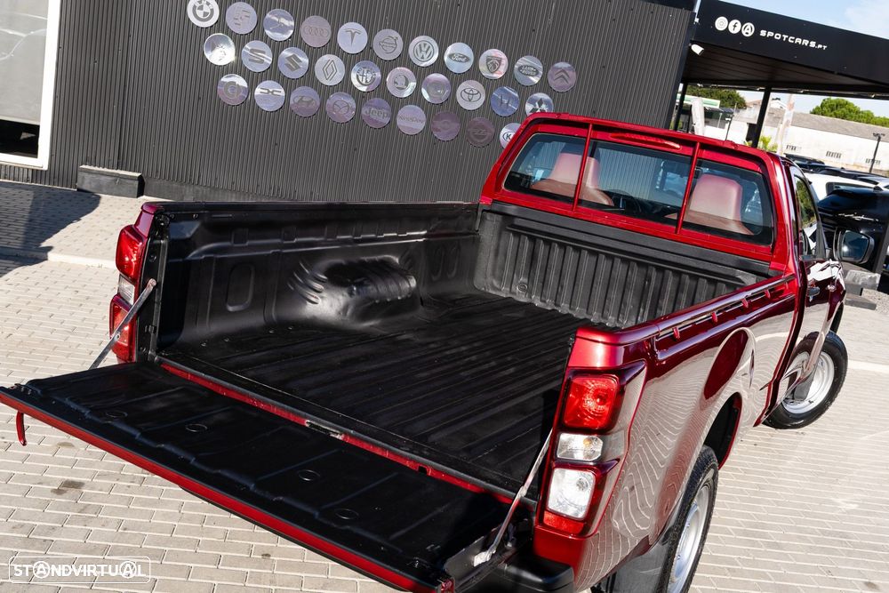Isuzu D-Max - 11